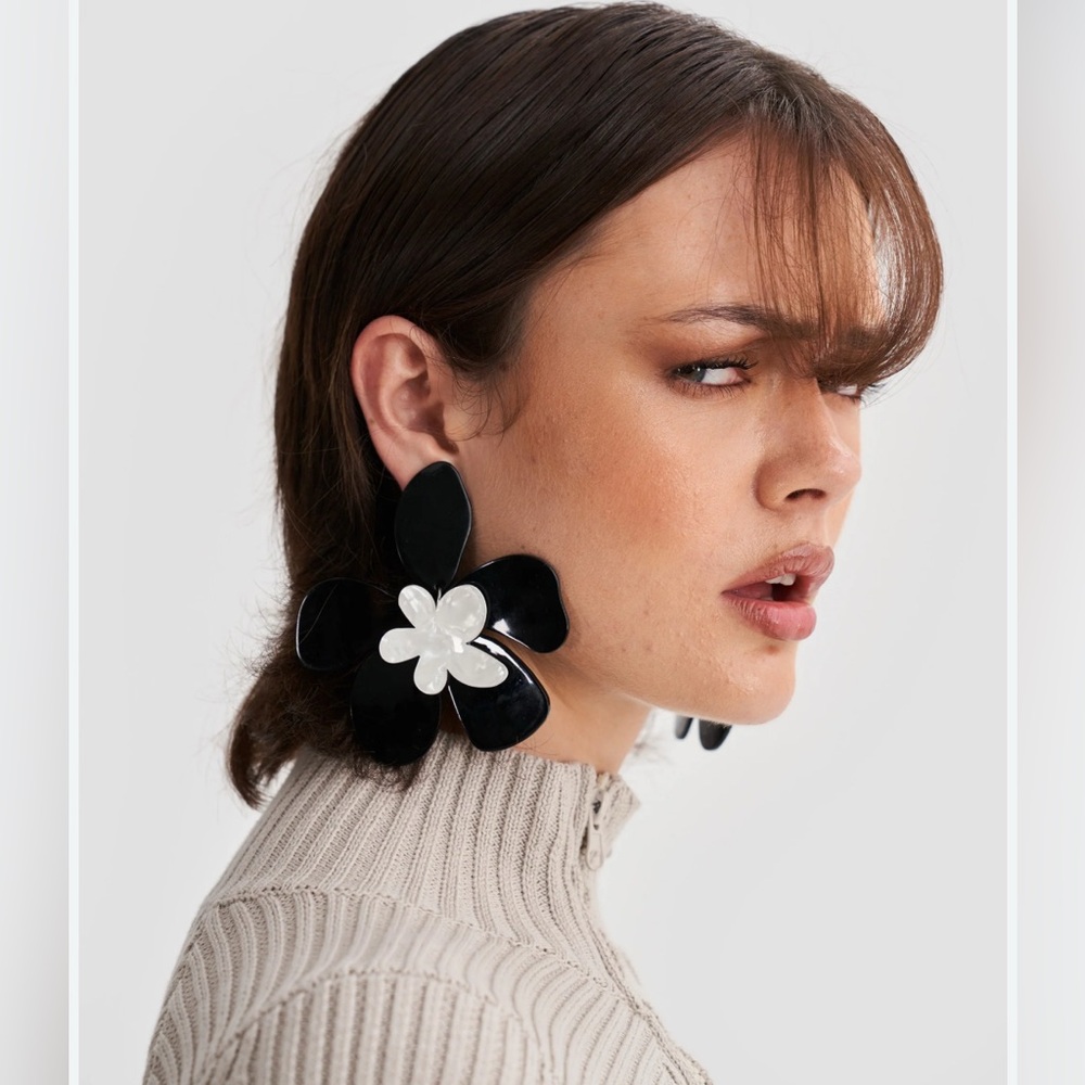 Zara Black And White Oversized Flower Earrings
